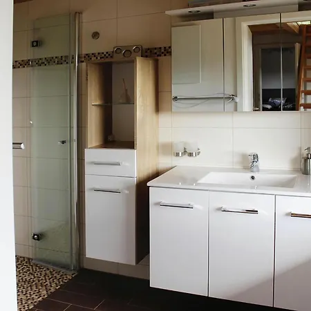 Attraktives Mit Balkon *