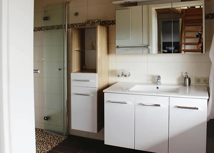 Attraktives Mit Balkon *