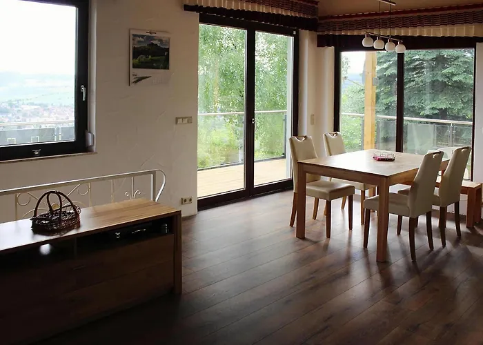 Tatil Evi Attraktives Mit Balkon Kaltennordheim