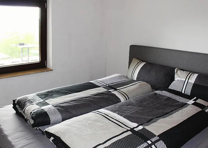 Attraktives Mit Balkon * Kaltennordheim