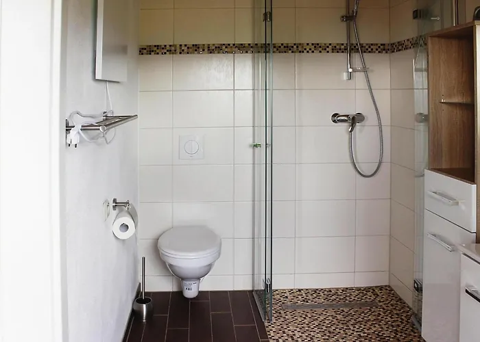 Attraktives Mit Balkon Tatil Evi Kaltennordheim